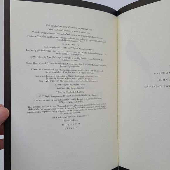 5/$12 YA Book The Doppleganger Chronicles First Escape Graphic Novel G P Taylor - Picture 8 of 11